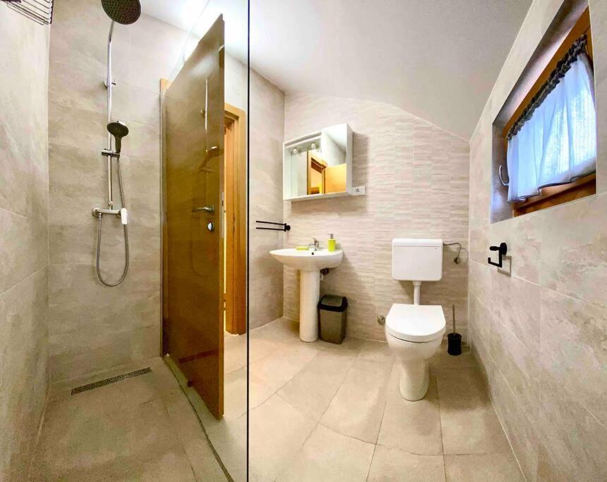 Casa Rustica Apartment Buici  Luaran gambar